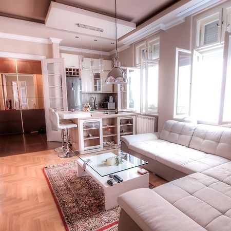 Crown Apartment - Your Royal Stay Beograd Eksteriør billede