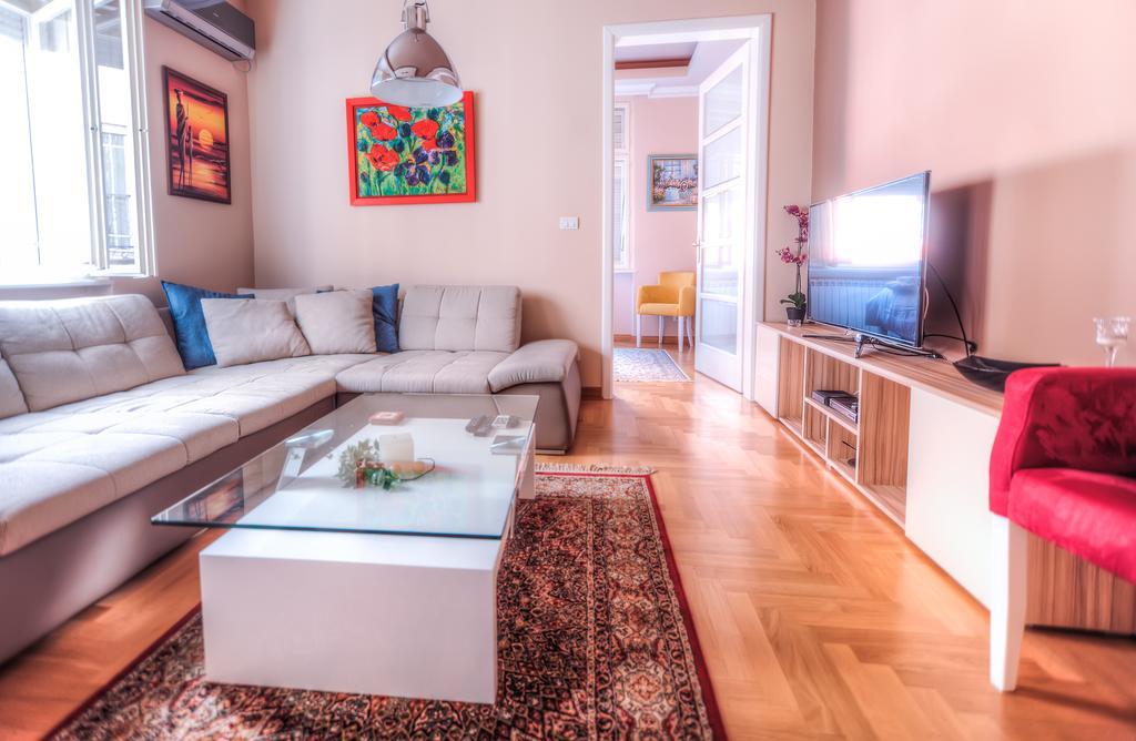 Crown Apartment - Your Royal Stay Beograd Eksteriør billede